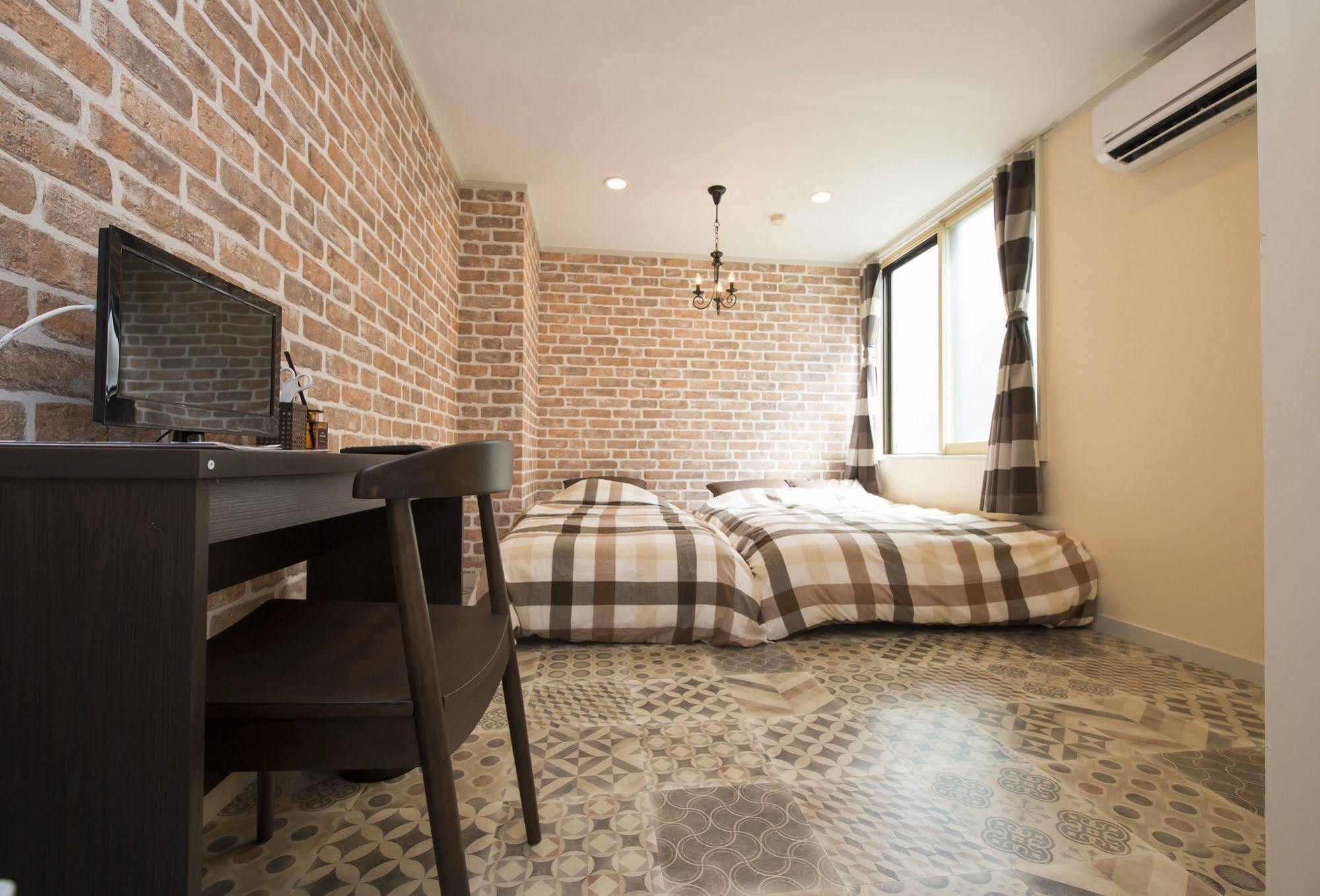 金沢駅前ホテル Stylish Station Hotel คานาซาว่า ภายนอก รูปภาพ